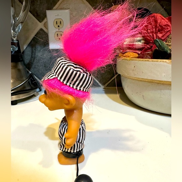 VTG RUSS VALENTINE TROLL PRISONER OF LOVE HOT PINK BLACK STRIPE GIFT DOLL HEART - Picture 4 of 8